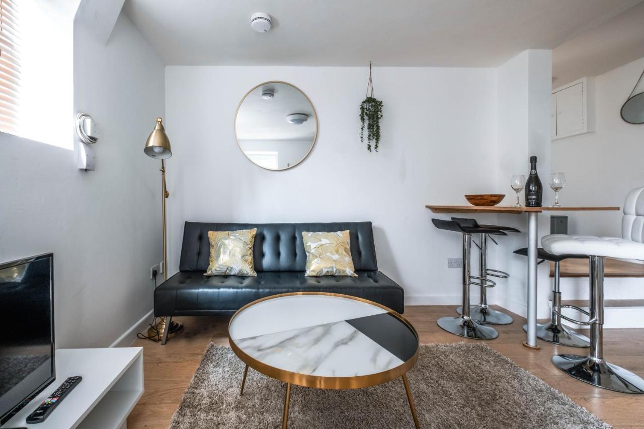 Cosy Flat In Free Parking Area, Next To Bus Stop Brighton Ngoại thất bức ảnh